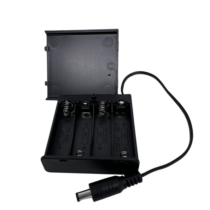 4xAA Battery holder with DC Jack and cover