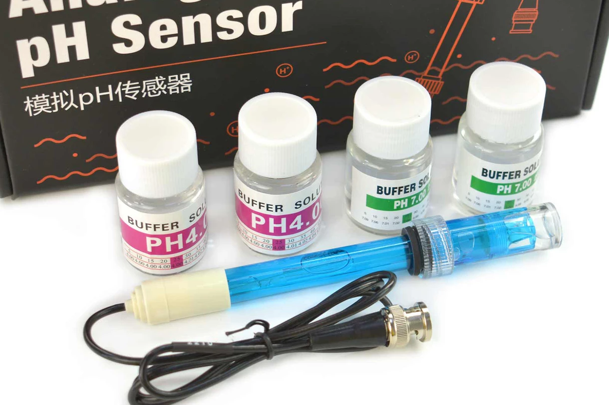 DFRobot Gravity: Analog pH meter V2